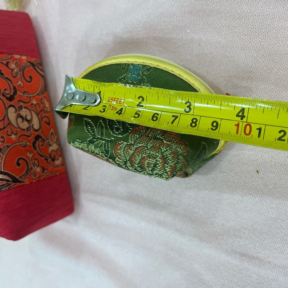 Elegant Red and Green Floral Women Bag Set - Picture 8 of 10